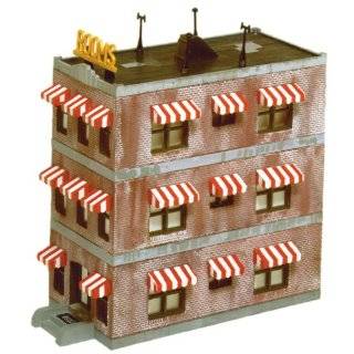  Life Like Trains HO Scale Building Kits   General Store 