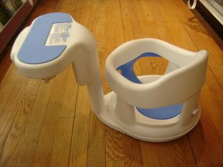 Safety 1st Infant Baby Bath Seat Tubside Swivel Ring