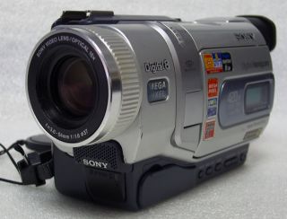 Sony DCR TRV740 Digital8 Camcorder VCR Plays 8mm Hi8 Tapes 60 Days Warranty 0027242600775