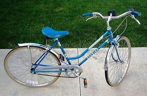 Vintage Schwinn Collegiate 3 26" Wheel Woman's 3 Speed Bicycle