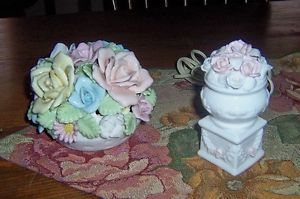 2 Vintage Porcelain Flower Bouquet Night Lights TV Lights Pastel Pinks Pretty
