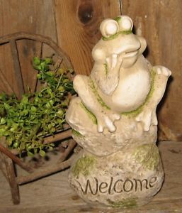 Terra Cotta Frog Toad Welcome Garden Statue Primitive Indoor Outdoor Yard Decor