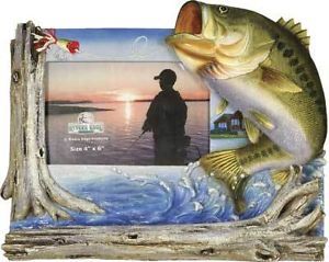 Rivers Edge Hand Painted Bass Fish Picture Frame 470