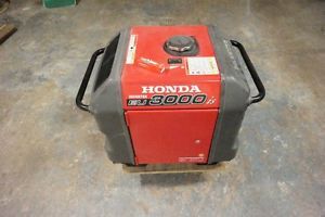 Honda EU3000IS Inverter 3000 Watt Generator Portable RV Quiet Bay Area CA