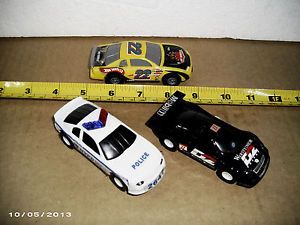 Lot of 3 Slot Cars 1 43 NYPD Police Warsteiner Hot Wheels 
