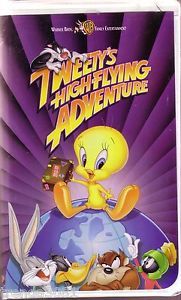 Tweetys High Flying Adventure Clamshell VHS Classic Looney Tunes Bugs Bunny 085391824633