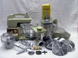 180711864 Oster White 12 Speed Regency Kitchen Center With Extras 