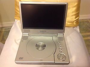 Audiovox D1812 Portable DVD Player 8"LCD Monitor