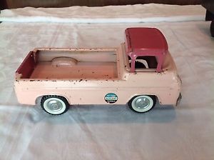 Vintage 1960s Nylint Kennels Pressed Steel Pink Ford Pickup Truck No 6200