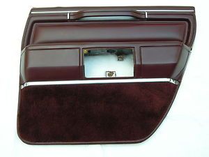80 81 82 83 84 85 86 87 88 89 Lincoln Town Car Interior Door Panel Right Rear