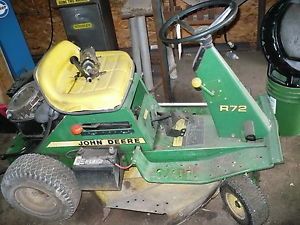 John Deere R72 Riding Mower for Parts Plus Air Filter and Mower Blade