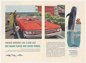 1960 Pontiac Bonneville Convertible Coupe at Marineland Double Page Ad