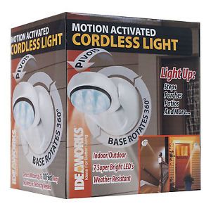 Motion Activated Cordless Light 7 LED Steps Porches Decks Patios Pathway Stairs
