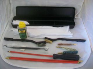Gun and Rifle Cleaning Kit Brushes Pick Pads Oil 26 Pieces in Plastic Case