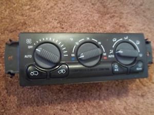 Chevy Tahoe Suburban Temp AC Heat Climate Control Panel Unit Switch Yukon