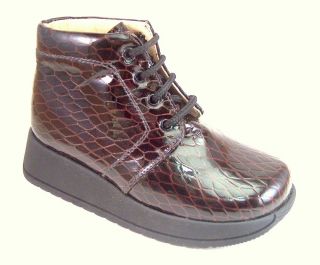 De OSU Faro Spain Girls Brown Faux Croc Snake Patent Leather Boots B 213 Euro