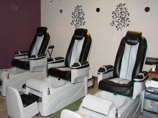 2008 Mystique Pedicure Chairs Set of 3 Technician Stools Ships in 3 Weeks