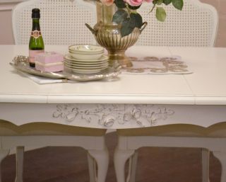 Shabby Cottage Chic Charming French Style Oval Dining Table 1 Leaf White Roses