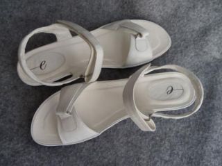 New Easy Spirit Womens White Leather Ankle Strap Sandal 11 W