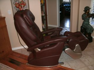 Fine Leather Massage Chair with Multiple Settings for Excellen Results