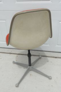 Herman Miller Eames Era Fiberglass Chair Padded Red Orange Mid Century Modern