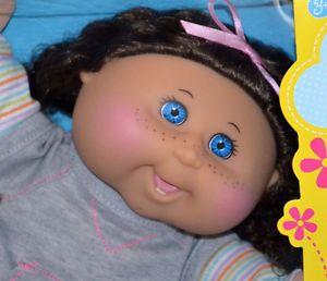 Cabbage Patch Kids Doll Kaila Layla DK Brown Curly Hair Blue Eyes Teeth July 12