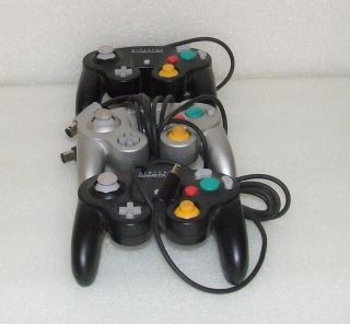 3 Nintendo GameCube Wired Controllers as Is Untested