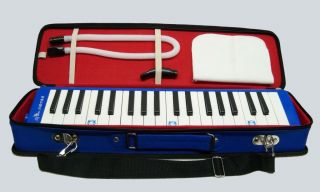 Melodica Swan Brand 37 Key F1 F3 Full Size in Custom Blue Bag
