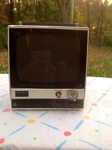Vintage Sony Solid State Portable Transistor TV Receiver Model TV 900U