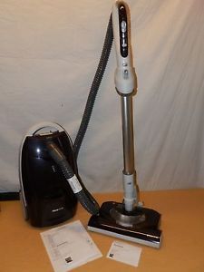 Kenmore Purple Canister Vacuum Cleaner 21614