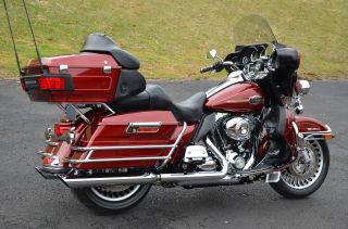 2009 Red Hot Sunglo Harley Davidson Electra Glide Ultra Classic Flhtcu EXTRAS