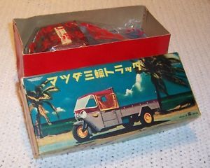 Mazda Three Wheel Delivery Truck 8 1 2" Long Made in Japan by Bandai NMIB