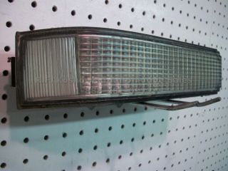 Chevy GMC Pickup Truck Parking Light Turn Signal Assembly Single Headlight R