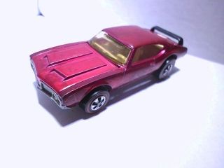 Hot Wheels Redline Olds 442 Red with White Interior USA Excellent