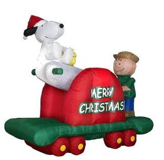 Peanuts Christmas Snoopy & Charlie Brown Handcar Animated Airblown Inflatable Outdoor Decoration Patio, Lawn & Garden